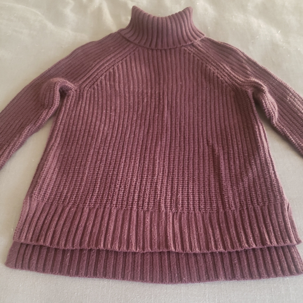 Plum turtleneck - Picture 3 of 7